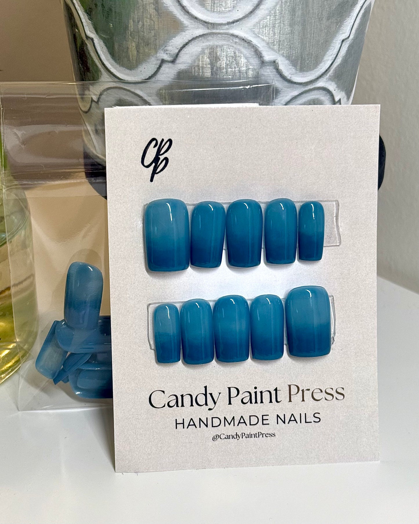 Blue Lagoon (Full set of 22 nails)